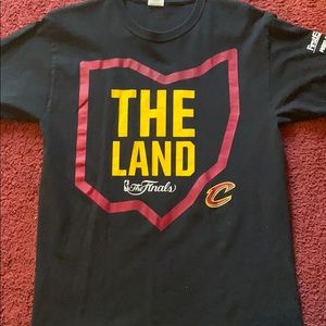 Cavs Tee